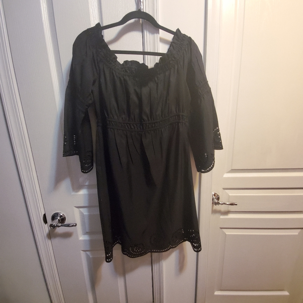 Dress - Picture 4 of 4